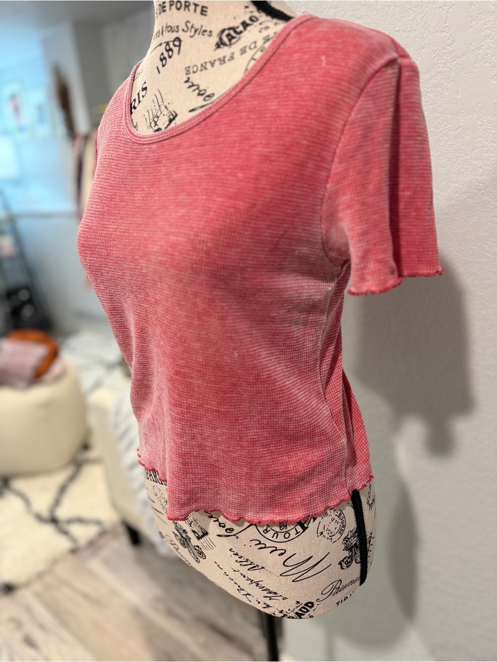 American Eagle Outfitters Burnout Tee Bundle Size Medium | 2 Short Sleeve Tops - Picture 10 of 13